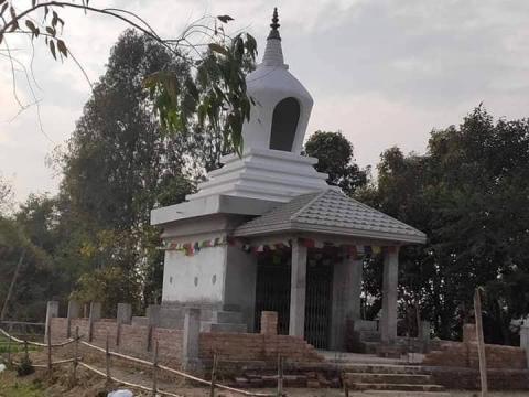 दमौलीमा अवस्थित गुम्वा 